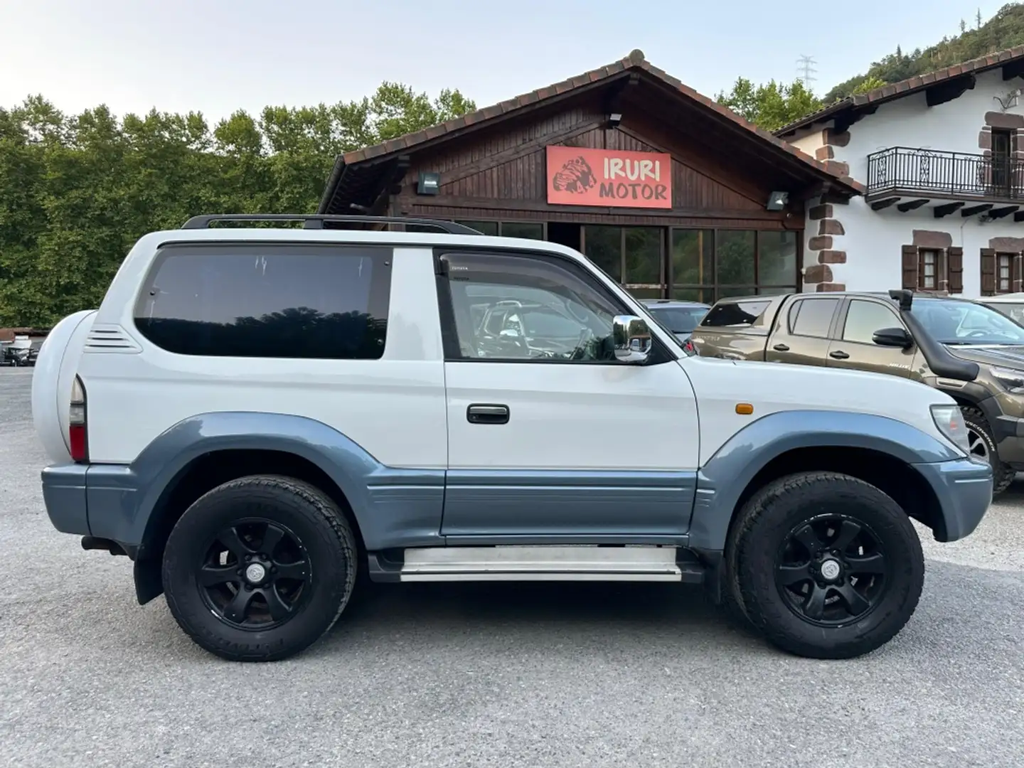 Toyota Land Cruiser 90 TD VX Blanc - 1