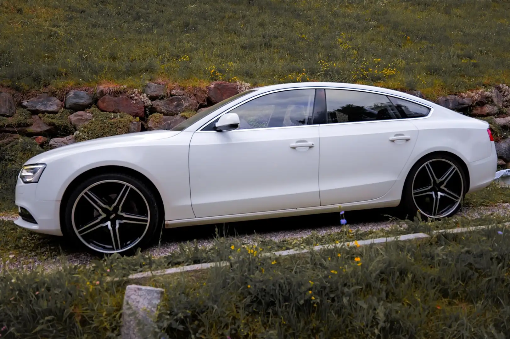 Audi A5 SB 2,0 TDI quattro Sport DPF - 2