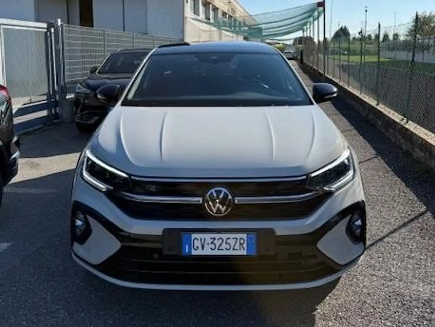 Volkswagen Taigo Taigo 1.0 tsi R-Line 115cv dsg Gris - 2