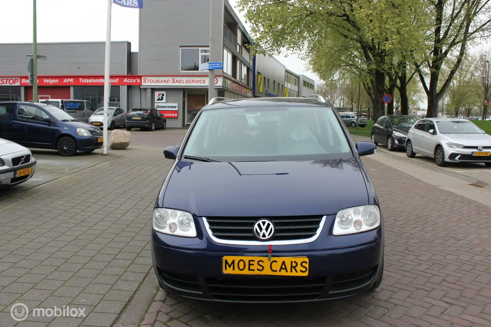 Volkswagen Touran 1.6-16V FSI Business Azul - 2