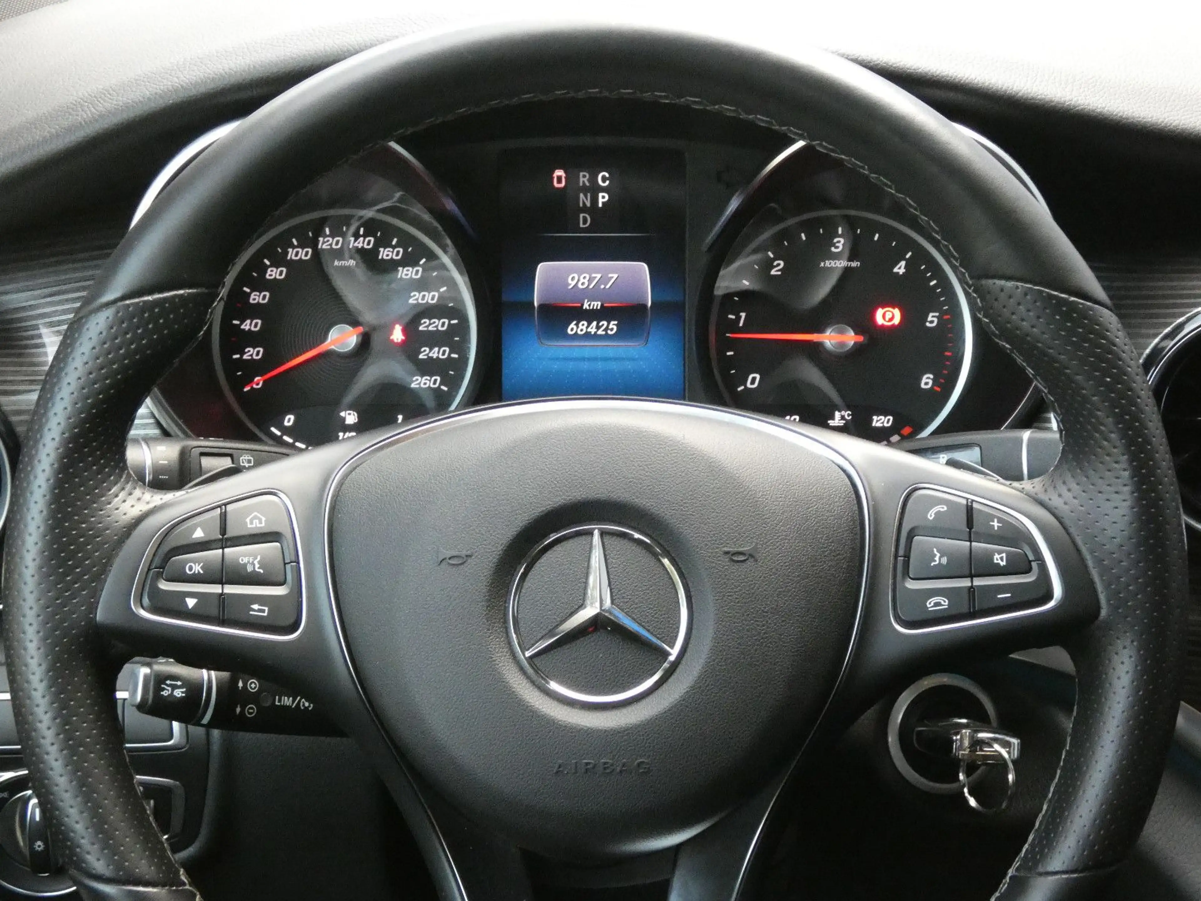Mercedes-Benz V 300 d 4MATIC Edition Kompakt/StandHZG/LED/18" — photo 14