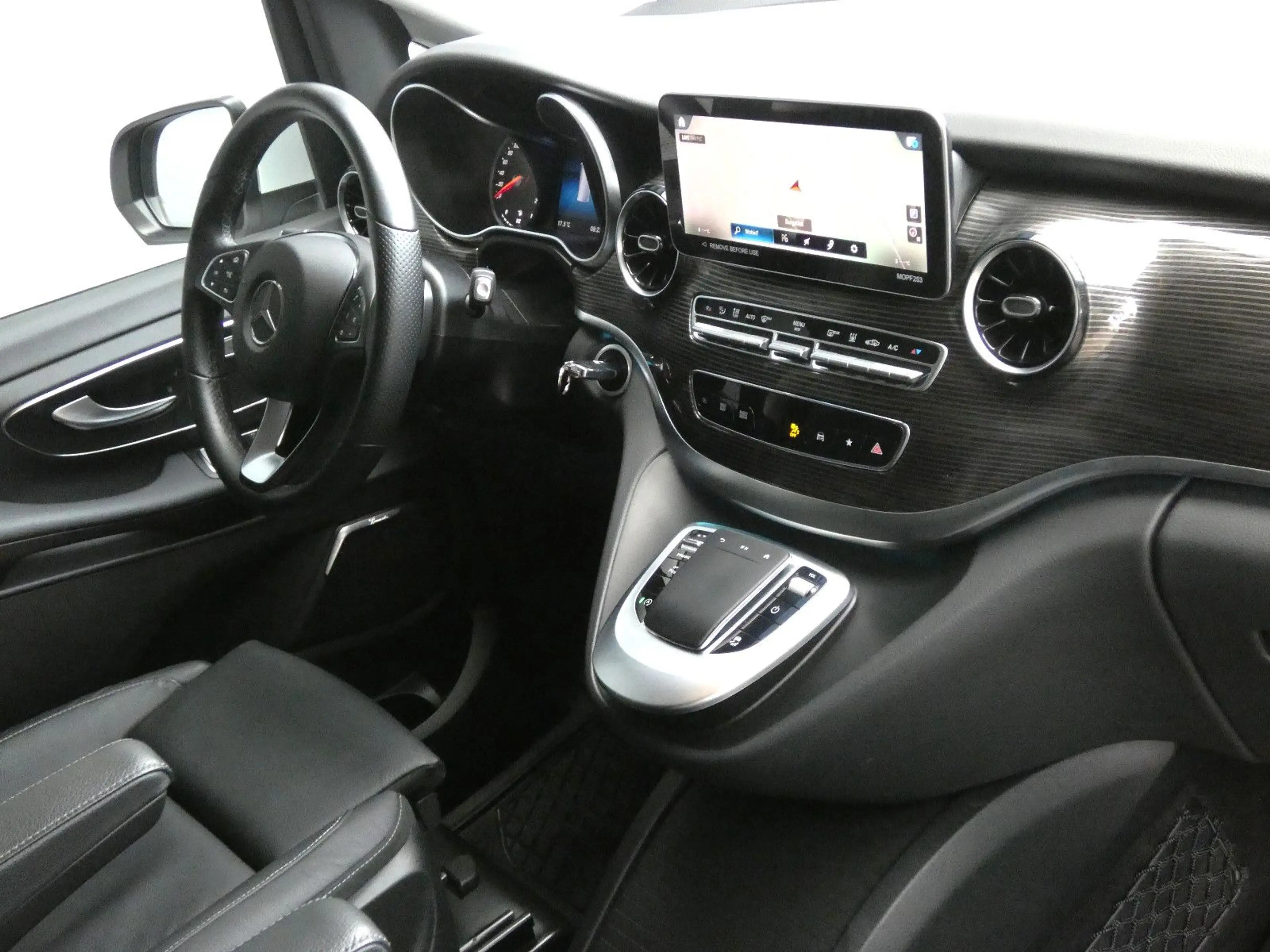 Mercedes-Benz V 300 d 4MATIC Edition Kompakt/StandHZG/LED/18" — photo 19