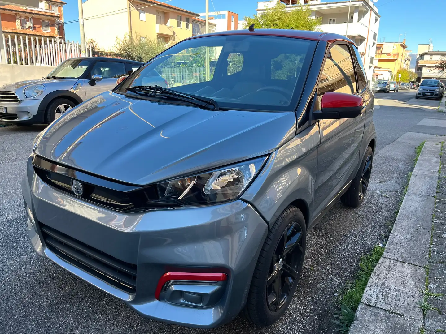Microcar Aixam city sport Серый - 1