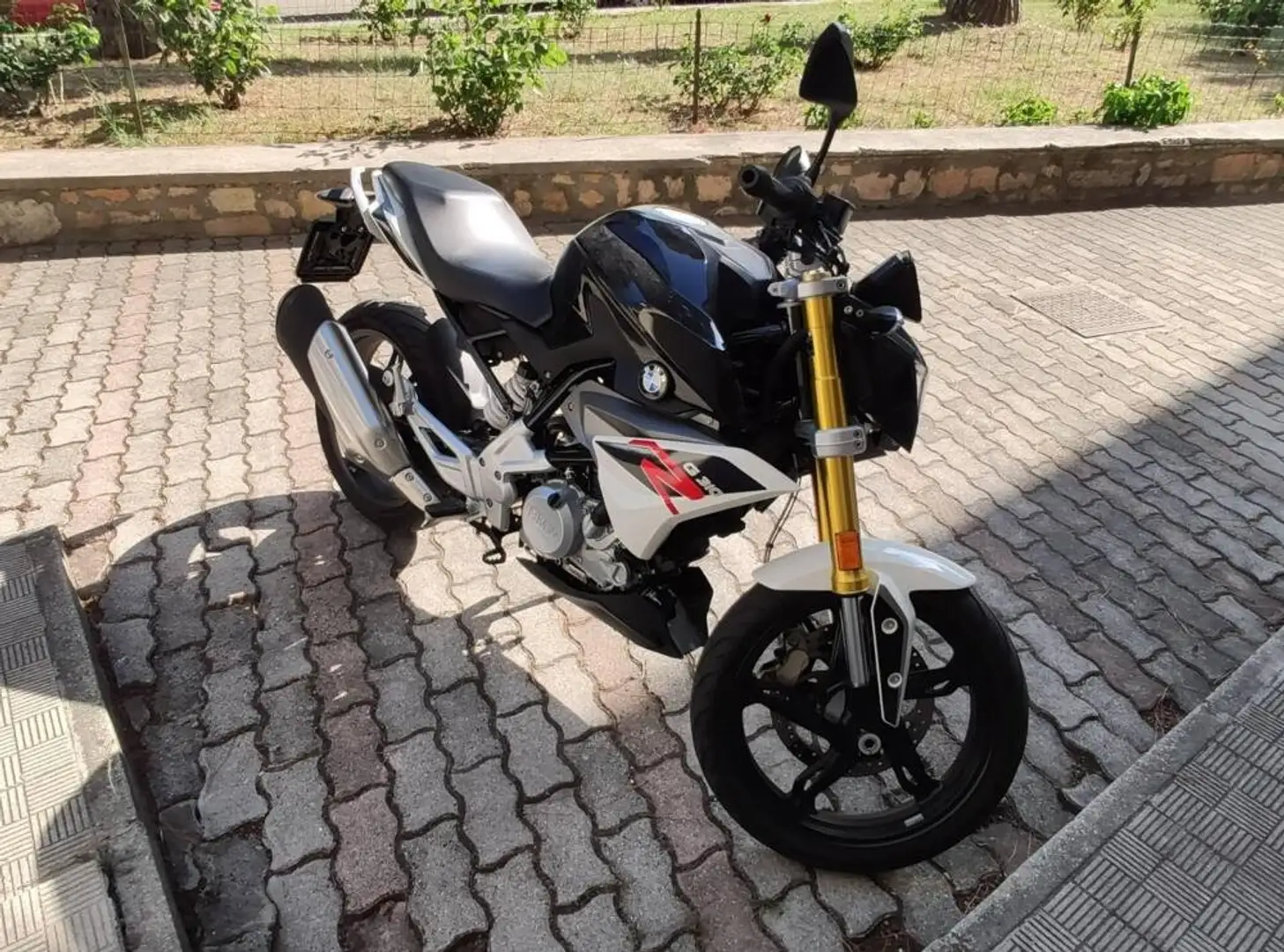 BMW G 310 R Білий - 2