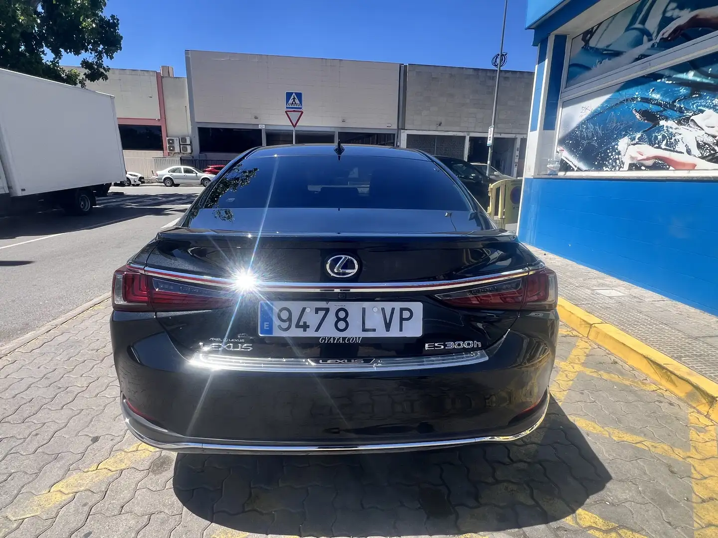 Lexus ES 300 300h ECO - 2