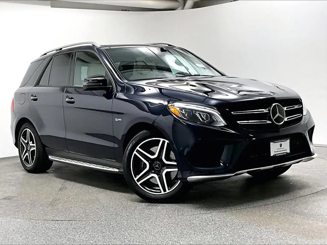 Mercedes-Benz GLE photo Mercedes-Benz GLE