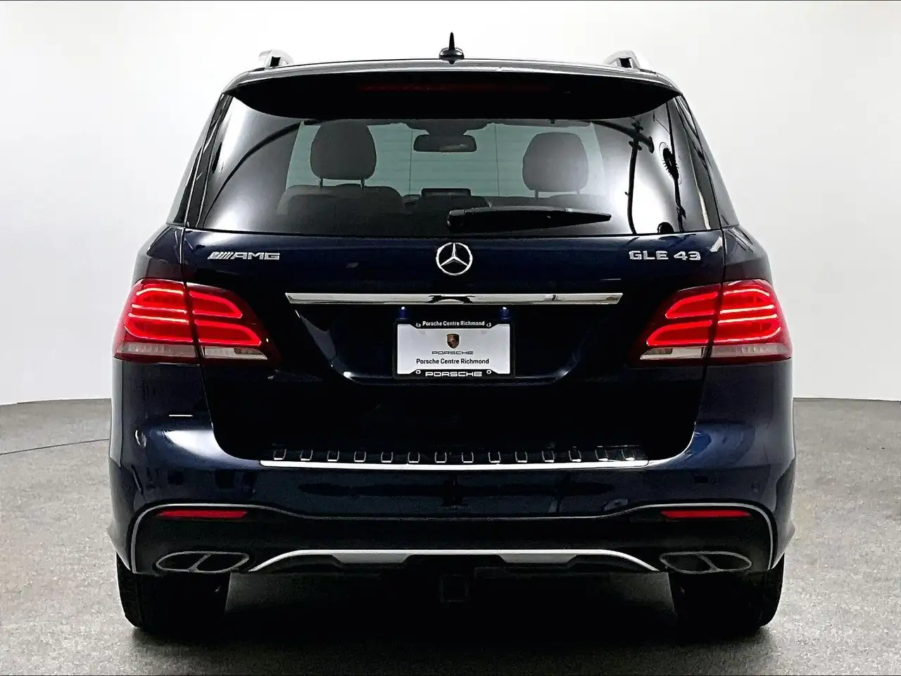 Mercedes-Benz GLE photo Mercedes-Benz GLE