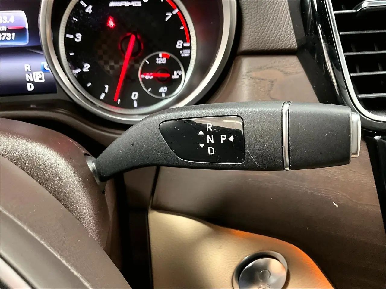 Mercedes-Benz GLE photo Mercedes-Benz GLE