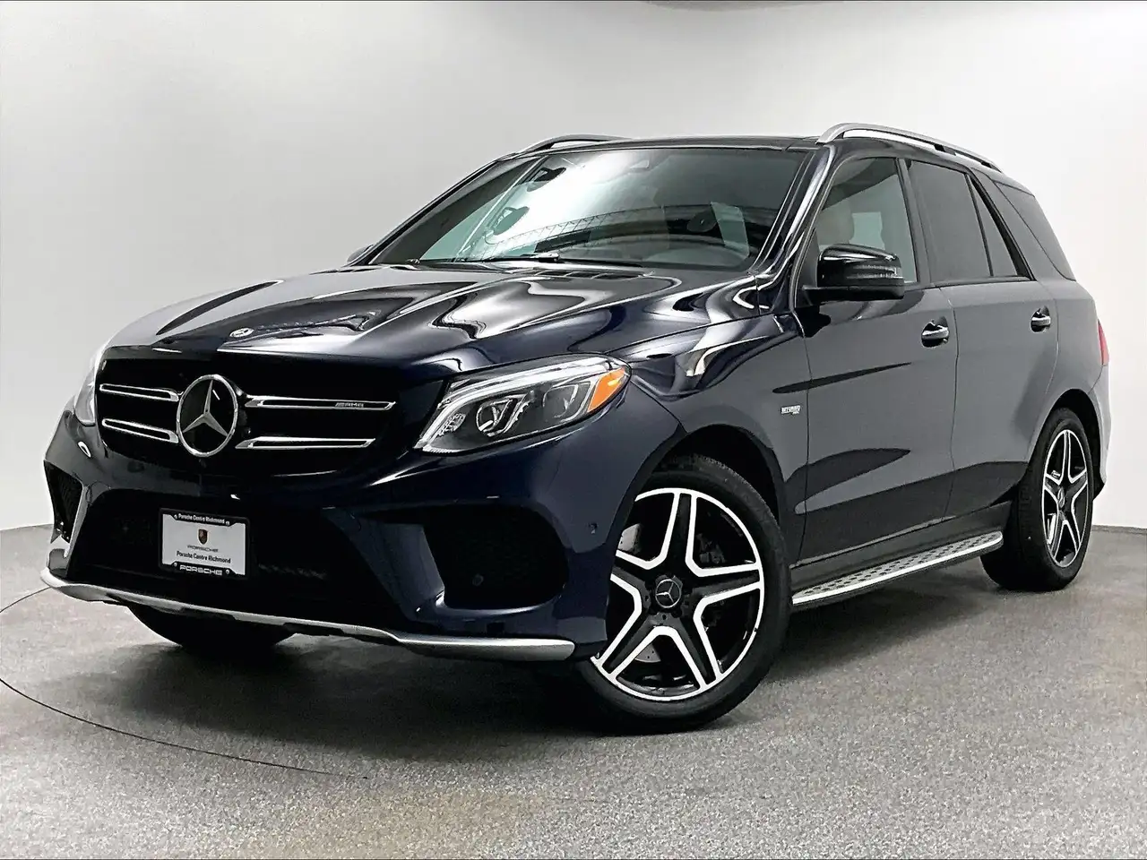 Mercedes-Benz GLE photo Mercedes-Benz GLE