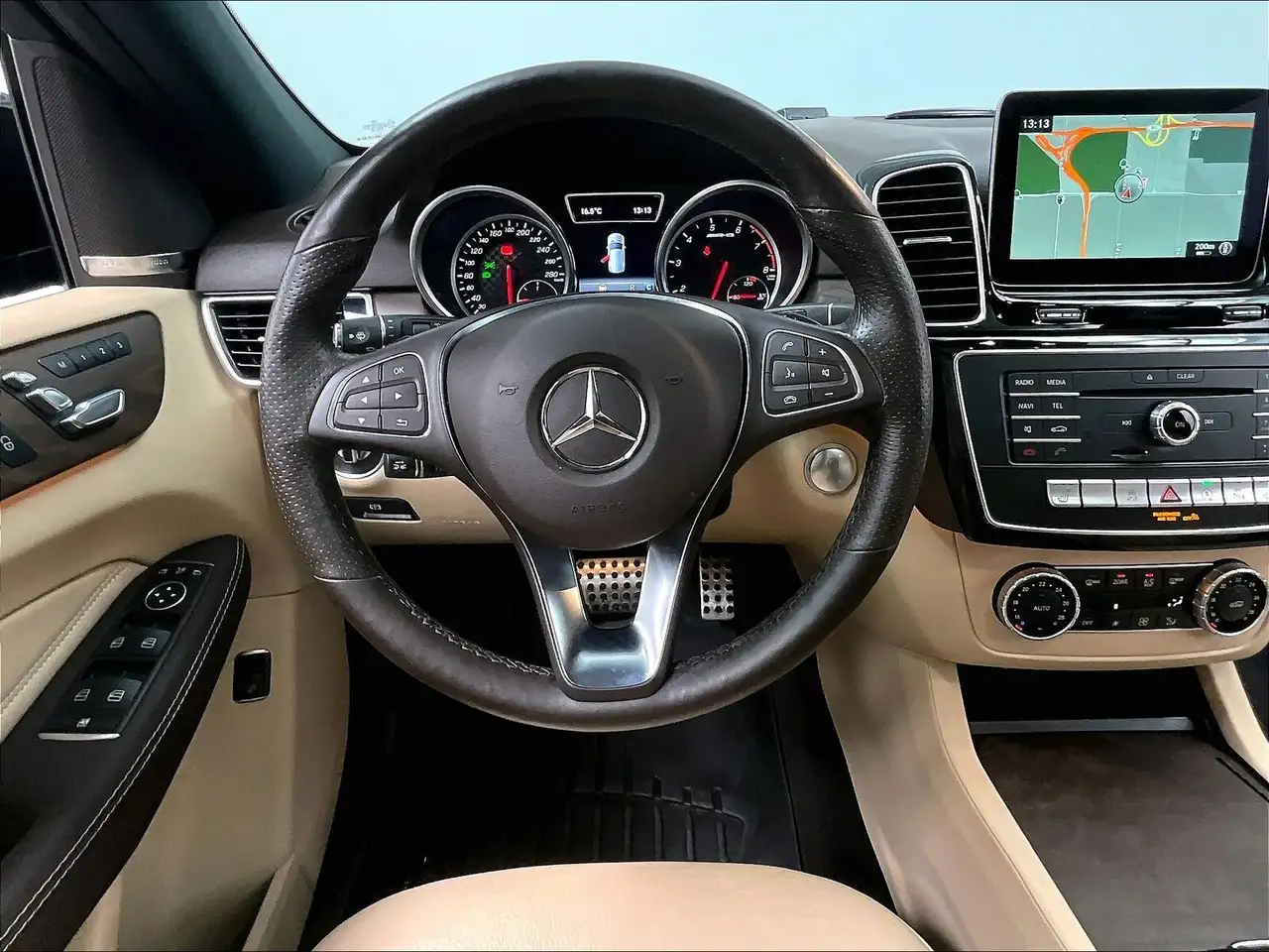 Mercedes-Benz GLE photo Mercedes-Benz GLE