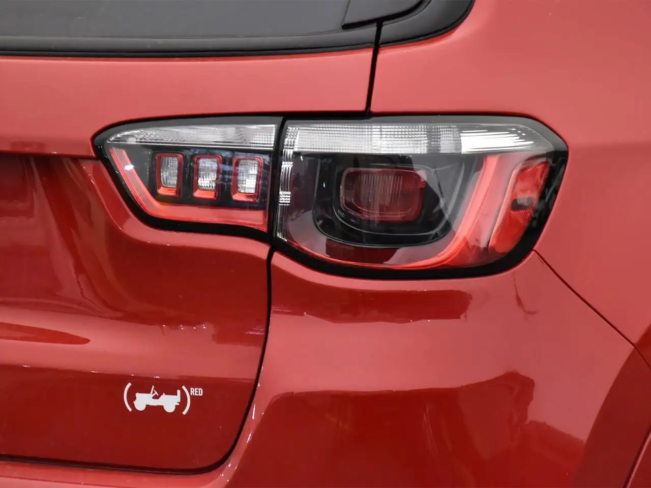 Jeep Compass photo Jeep Compass