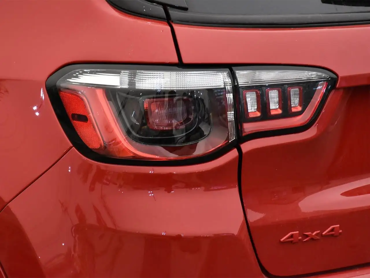 Jeep Compass photo Jeep Compass