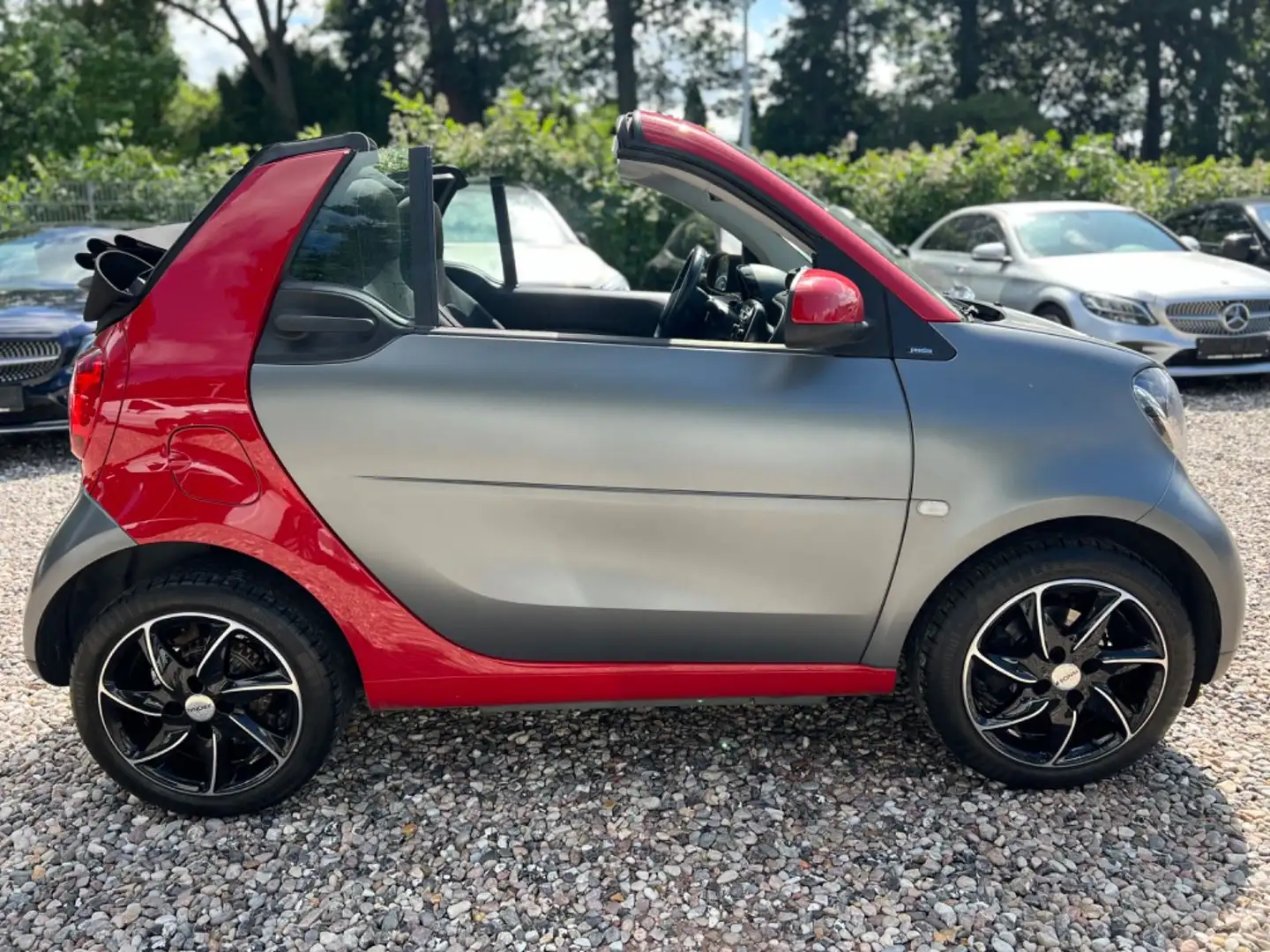 smart forTwo CABRIO*TURBO*PASSION*SITZHEIZUNG* Grijs - 2