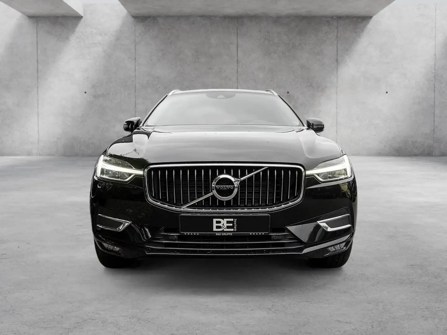 Volvo XC60 D4 Inscription 2WD STANDHZ PANORAMADACH Zwart - 2