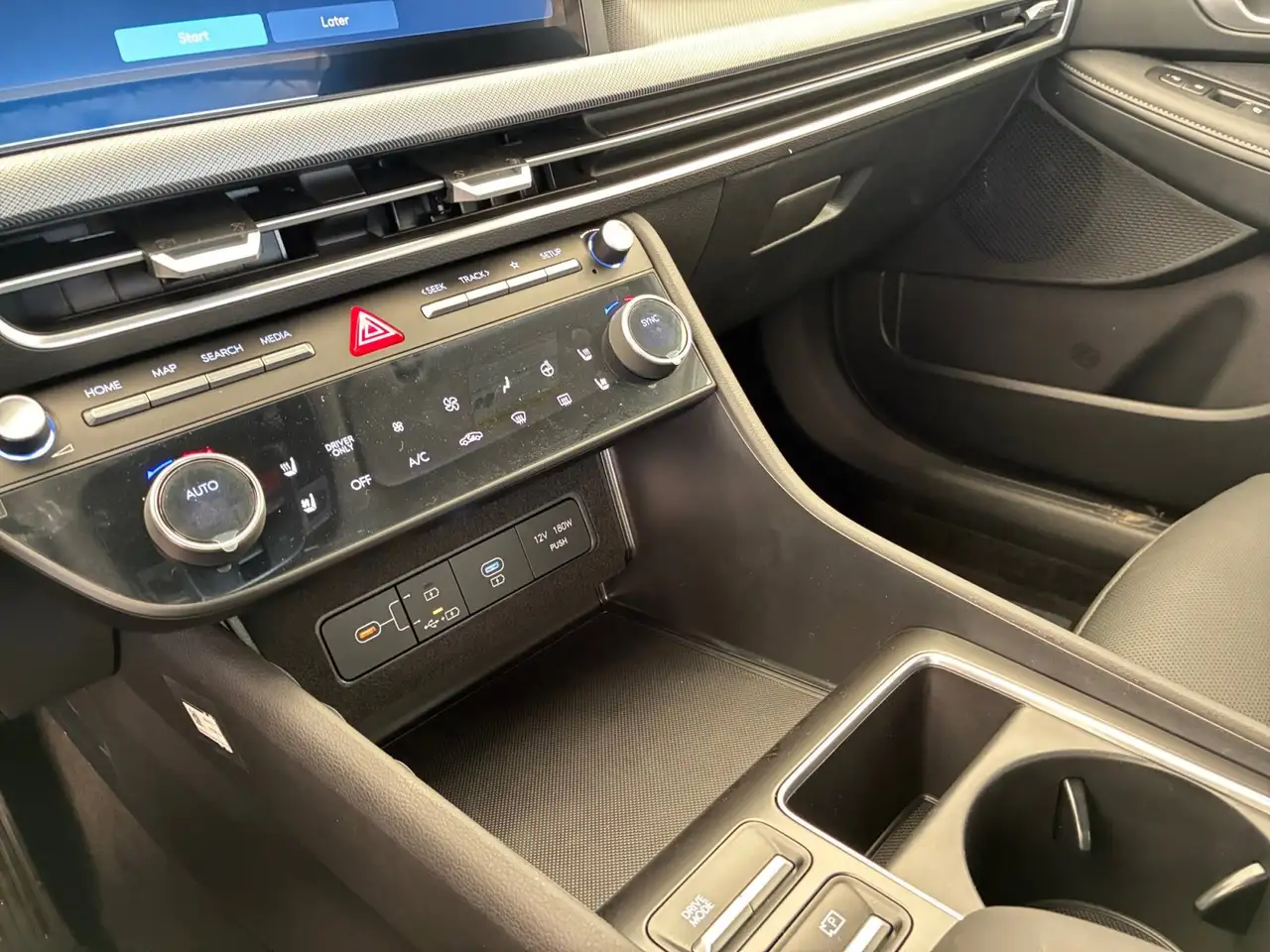 Hyundai SONATA снимка Hyundai SONATA