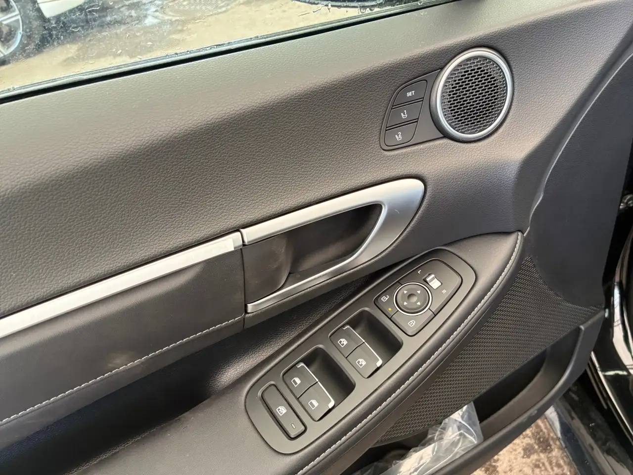 Hyundai SONATA снимка Hyundai SONATA
