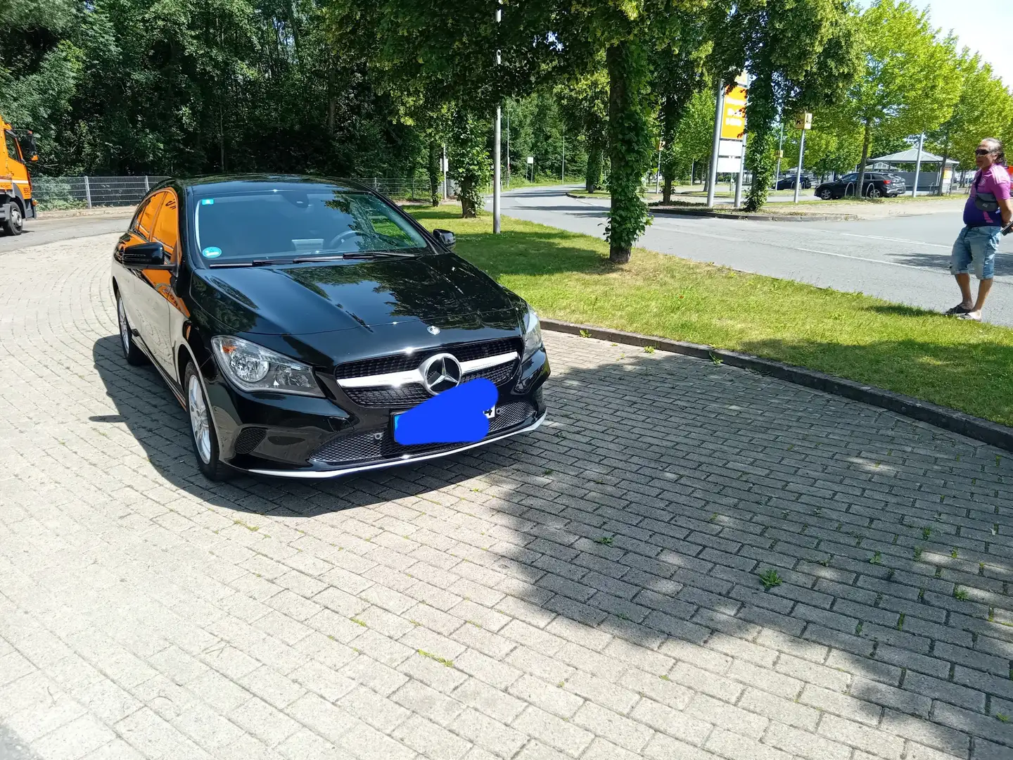Mercedes-Benz CLA 180 Shooting Brake 7G-DCT - 2