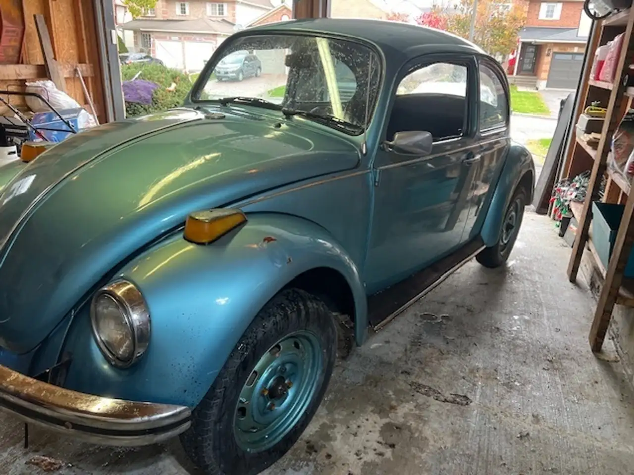 Volkswagen Beetle снимка Volkswagen Beetle