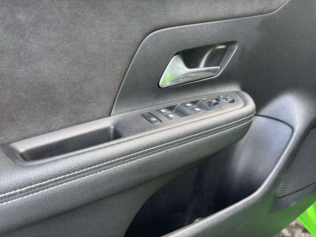Opel Mokka E
