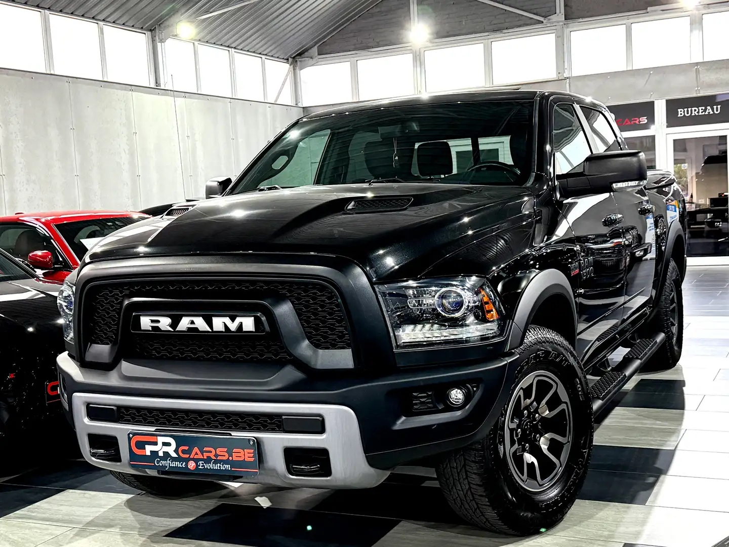 Dodge RAM 5.7i LPG Rebel Crew Cab. Black Edition Etat Neuf Noir - 1