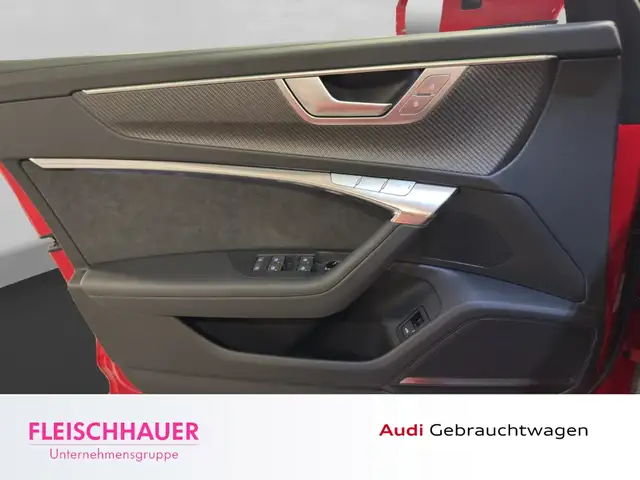 Audi RS6 view 12