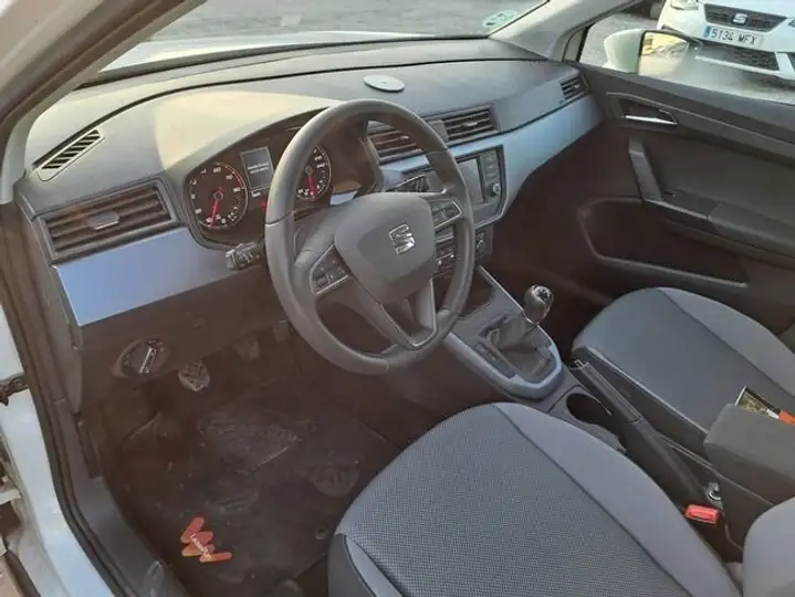SEAT Arona 2020, foto 8