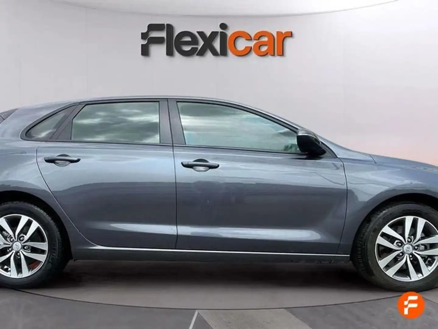 Hyundai i30 1.0+TGDI+Klass+Fastback Gris - 2