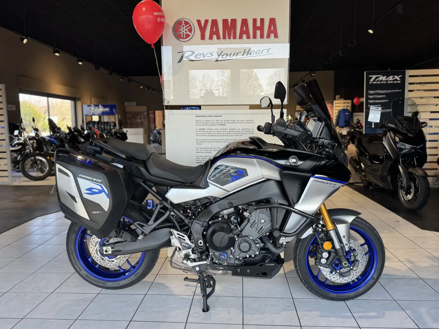 Yamaha Tracer 9 GT Argintiu - 1
