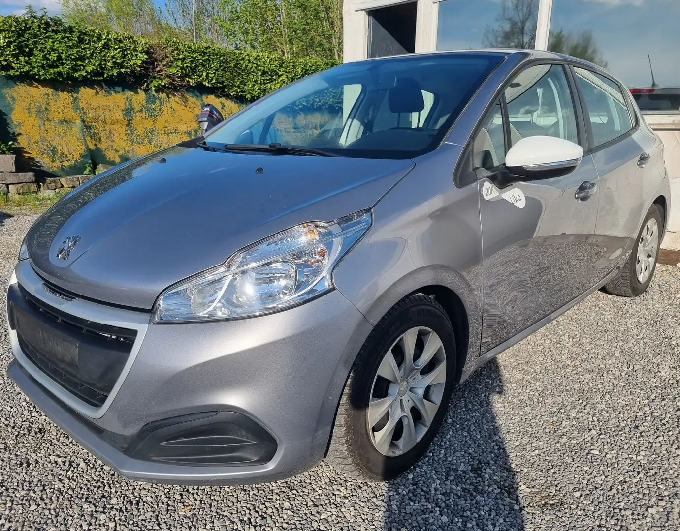 Peugeot 208 1.2i PureTech Like S Grigio - 1