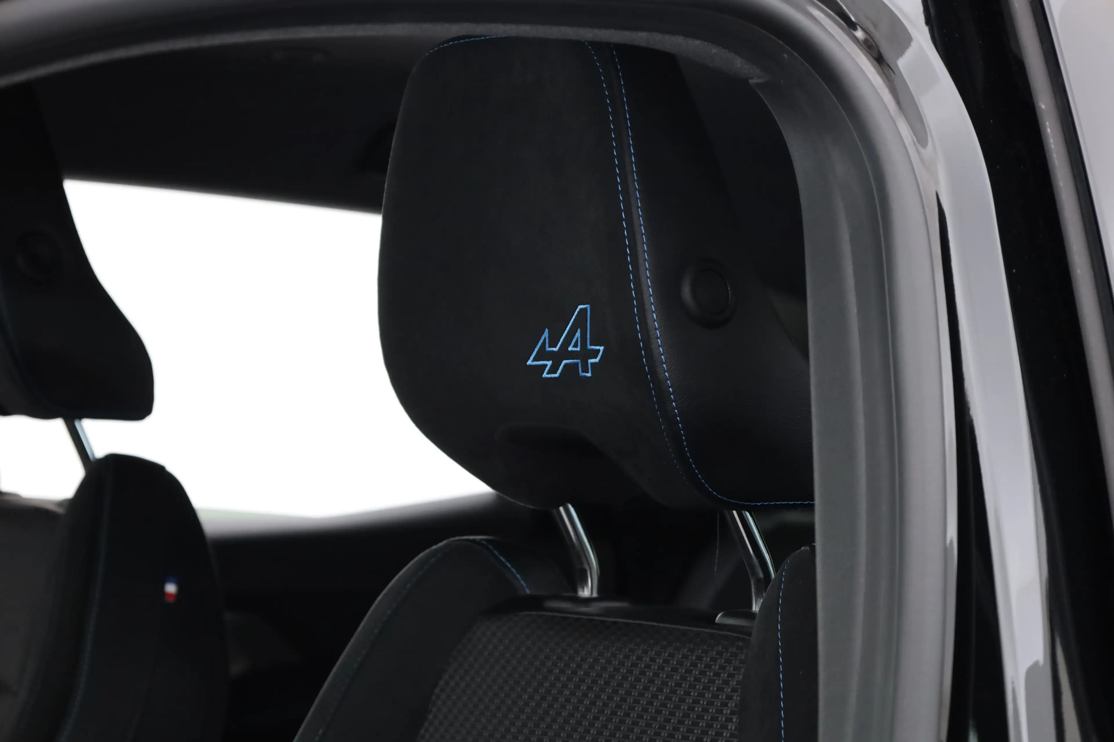 Renault Austral 1.2 E-Tech full hybrid 200 techno esprit Alpine | — photo 5