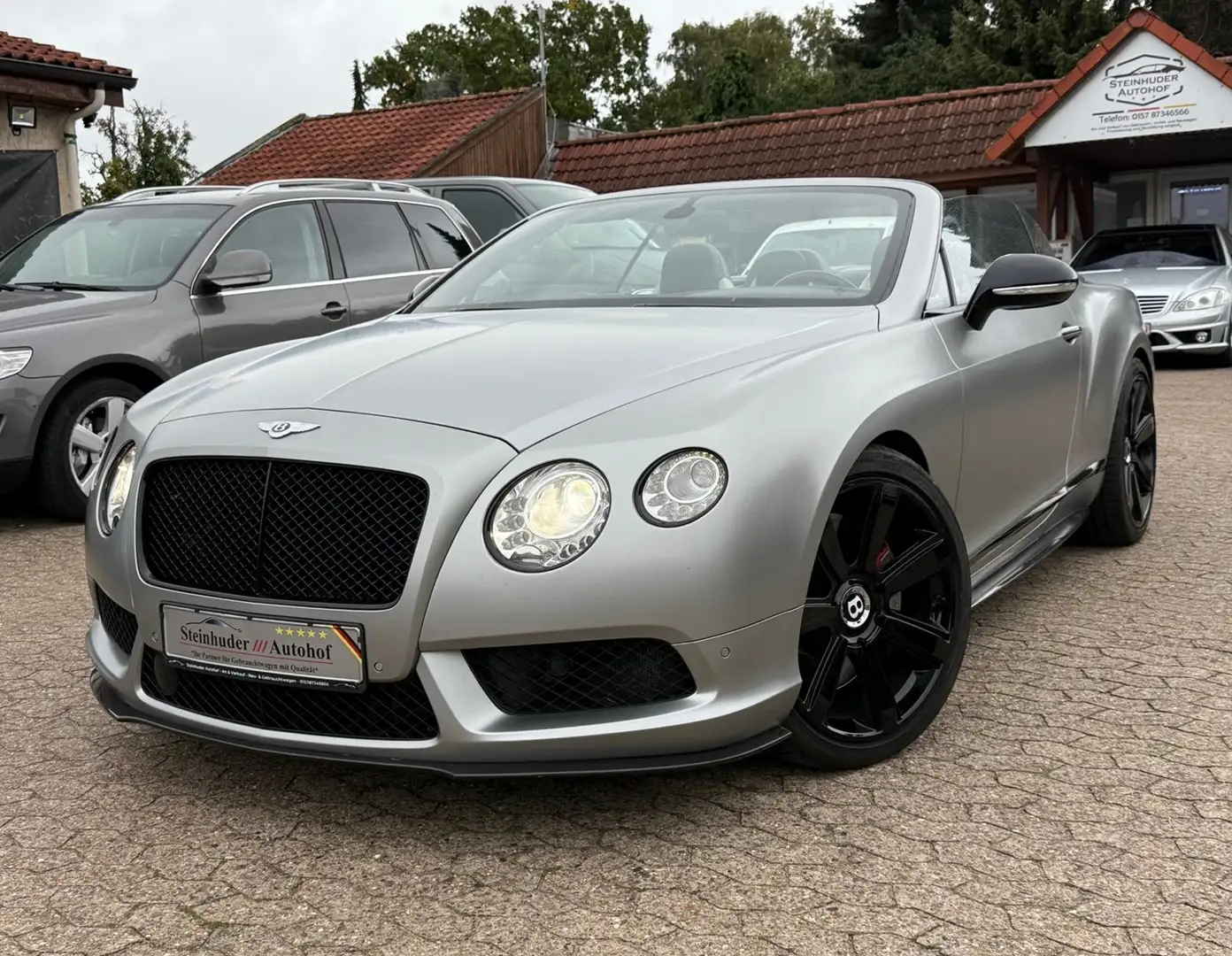 Bentley Continental Continental GTC GTC V8 Rot - 1