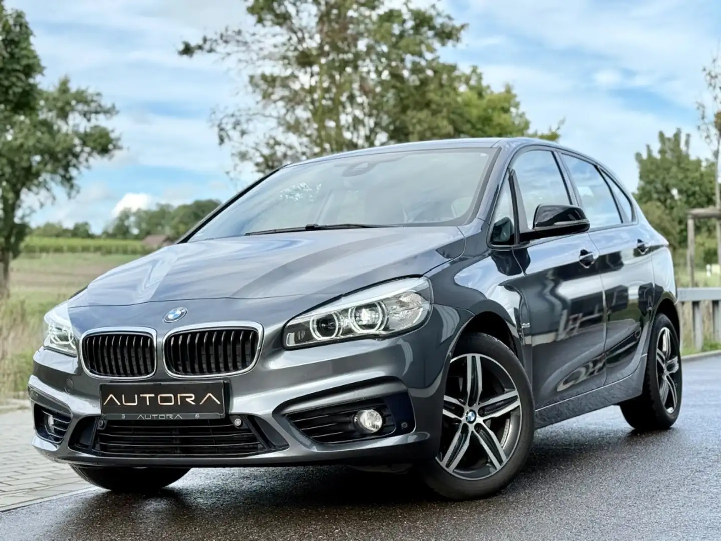 BMW 218 Sport Line |1.HAND|LED|KLIMA| Gris - 1