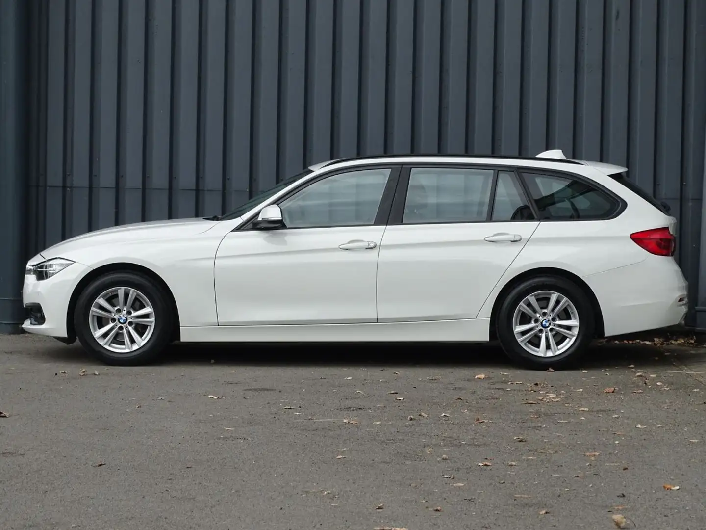 BMW 318 3-serie Touring 318i Blanc - 2