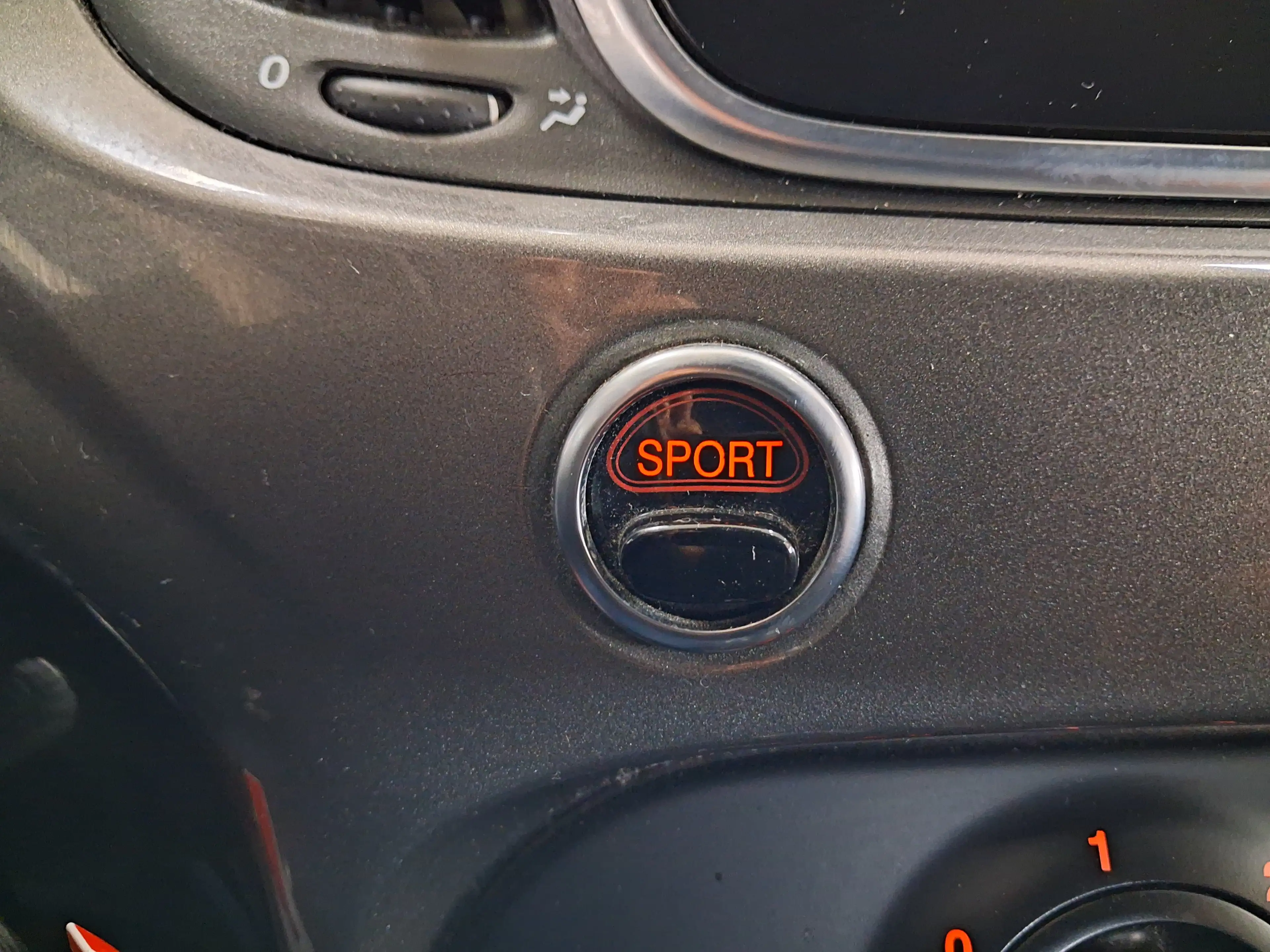 Fiat 500 Abarth 595 / NAVI / JANTES / CLIM / BLUETOOTH / GARANTIE — photo 12