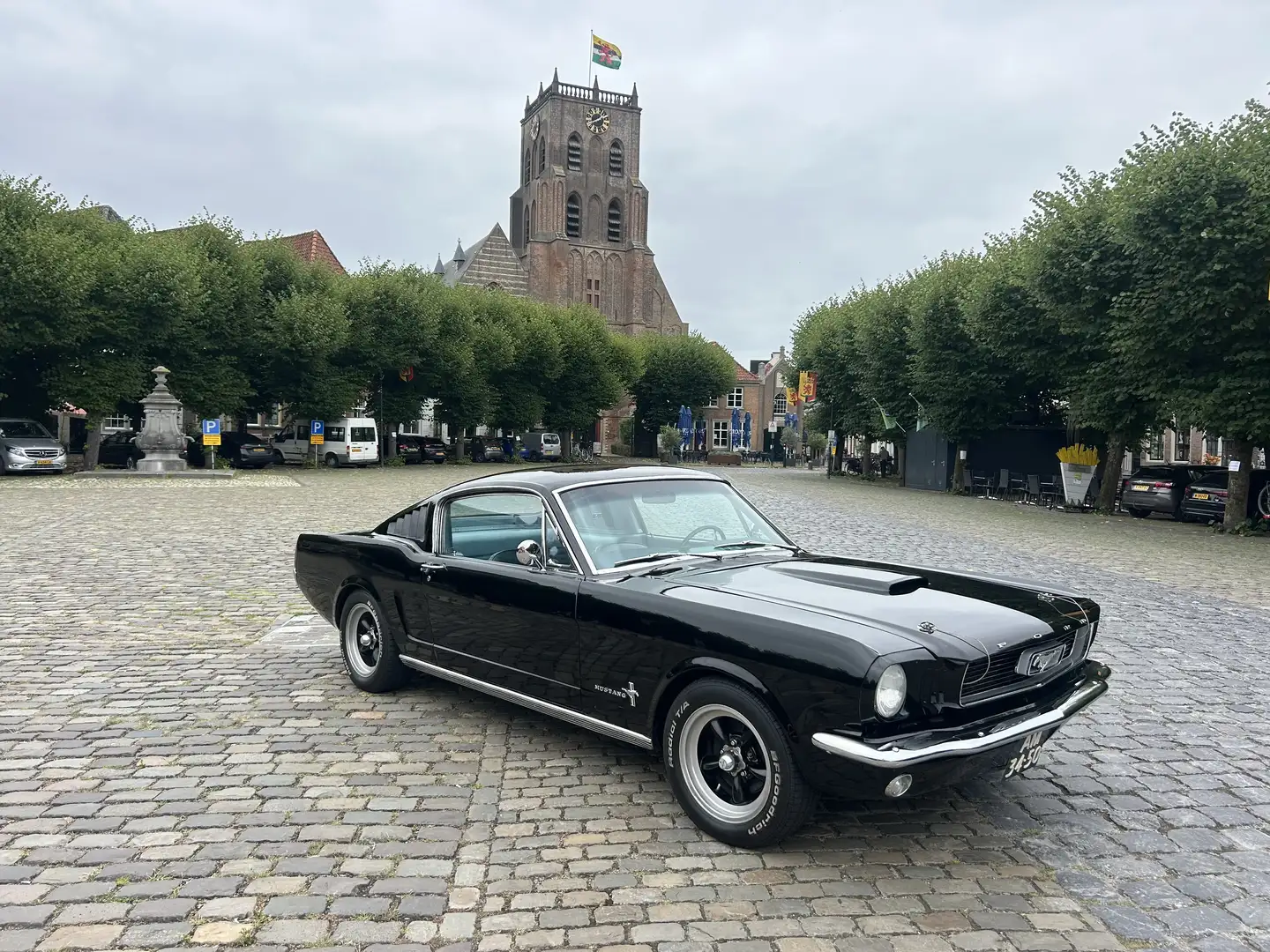 Ford Mustang Mustang Fastback Černá - 2