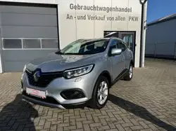 Renault Kadjar Limited*2HAND*NAVI*RFK*SPURHALTE*GJREIFE