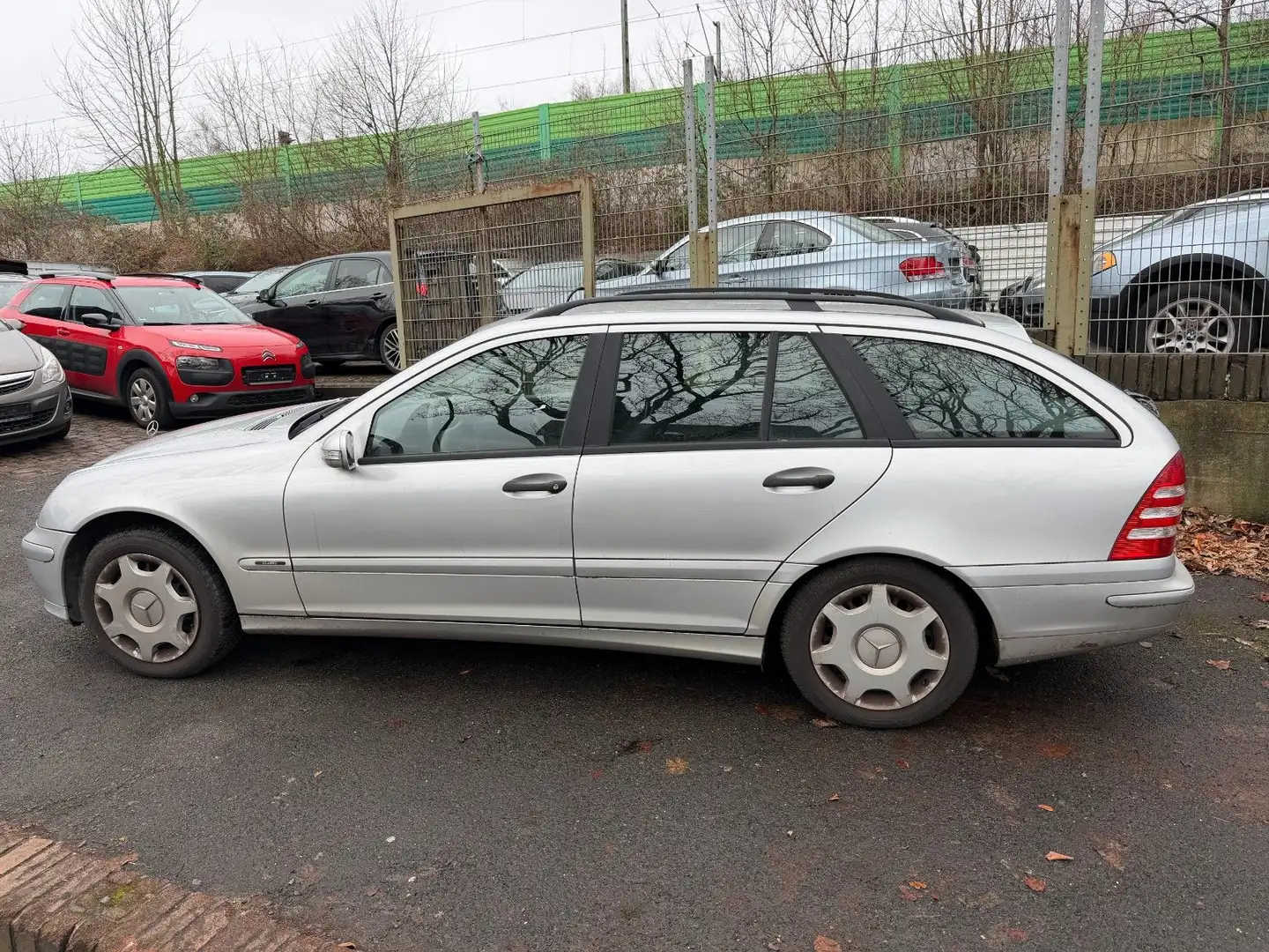 Mercedes-Benz C 180 C T-Modell C 180 T Kompressor Silber - 2