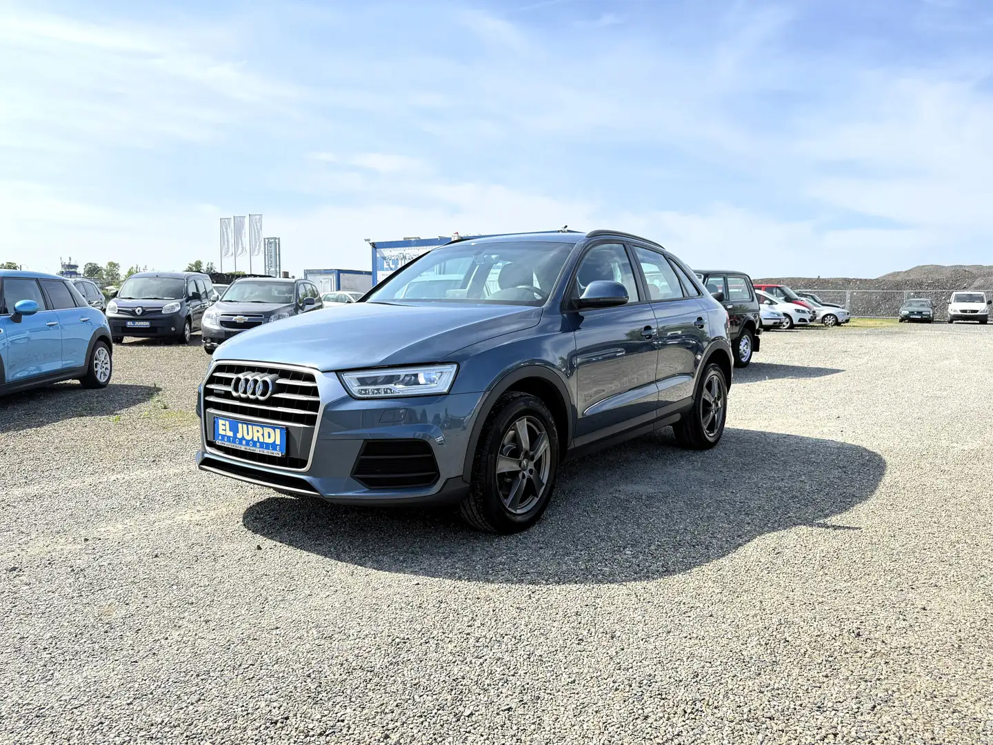 Audi Q3 2.0 TDI*Quattro*1. Hand* TÜV NEU* Gepflegt*AHK* Blau - 1