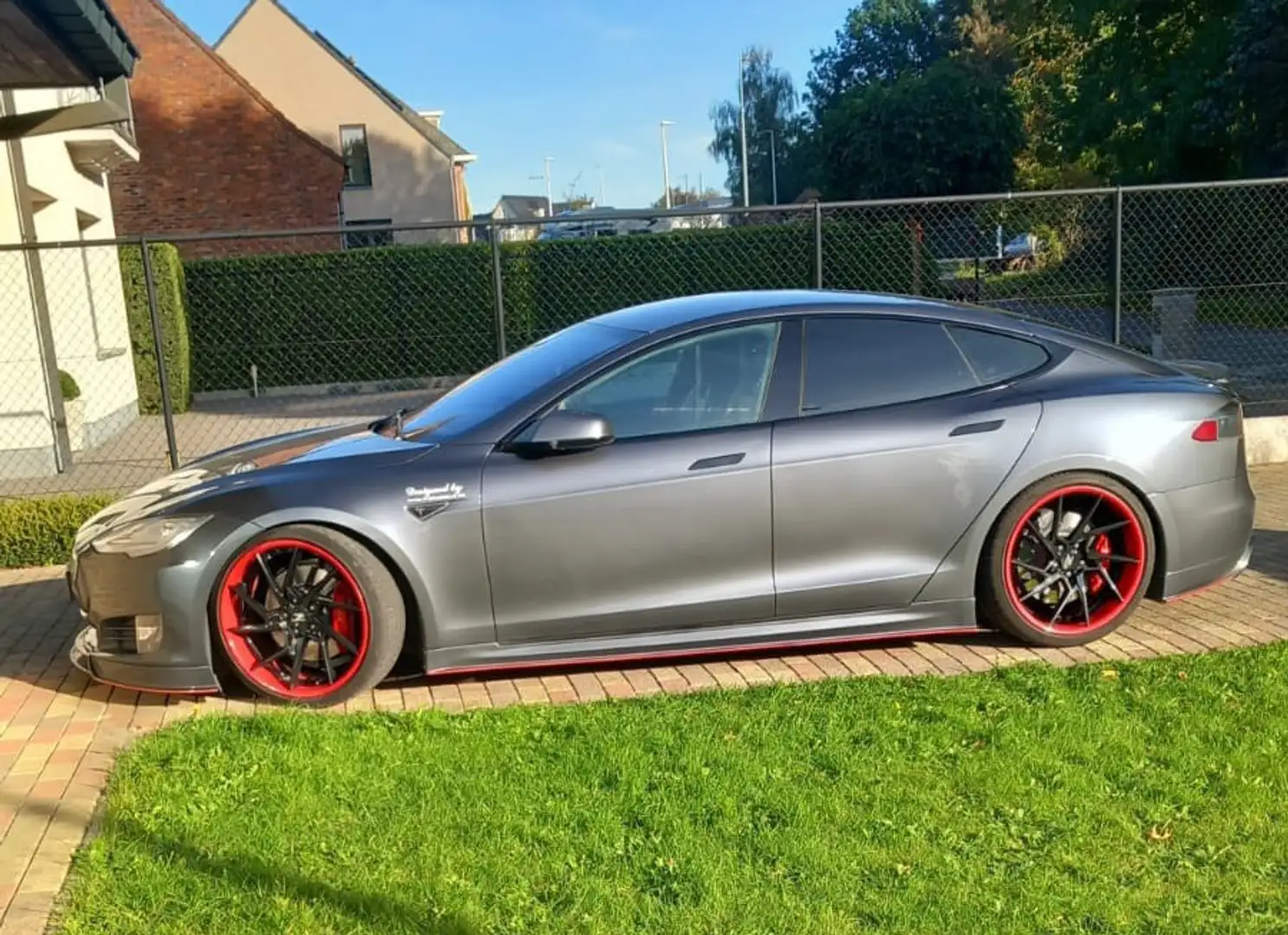 Tesla Model S Performance ( ludicrous + 772 pk ) Gri - 2