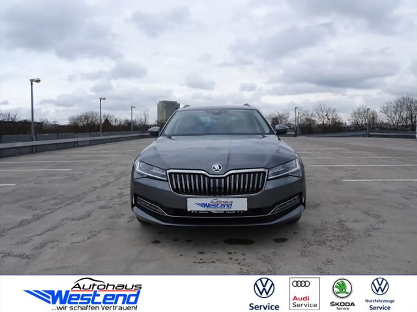 Skoda Superb Combi Style 2.0 TDI 147kW DSG 4x4 LED Navi Klima Gris - 1