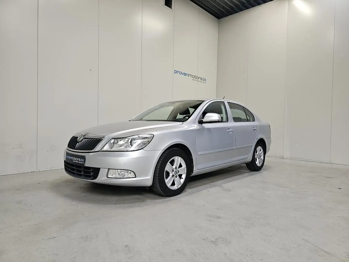 Skoda Octavia 1.6 TDI - GPS - Airco - Goede Staat! 1Ste Eig! Gri - 1