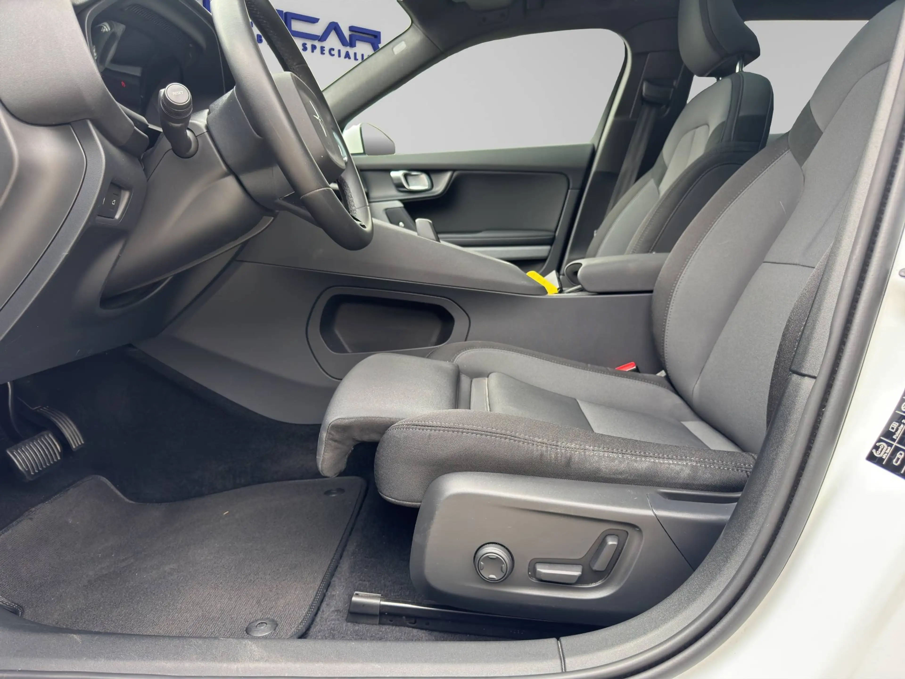 Polestar 2 Polestar 2 78 kWh AWD Plus Pilot **PANO*ACC*20"*TOWHOOK** — photo 11