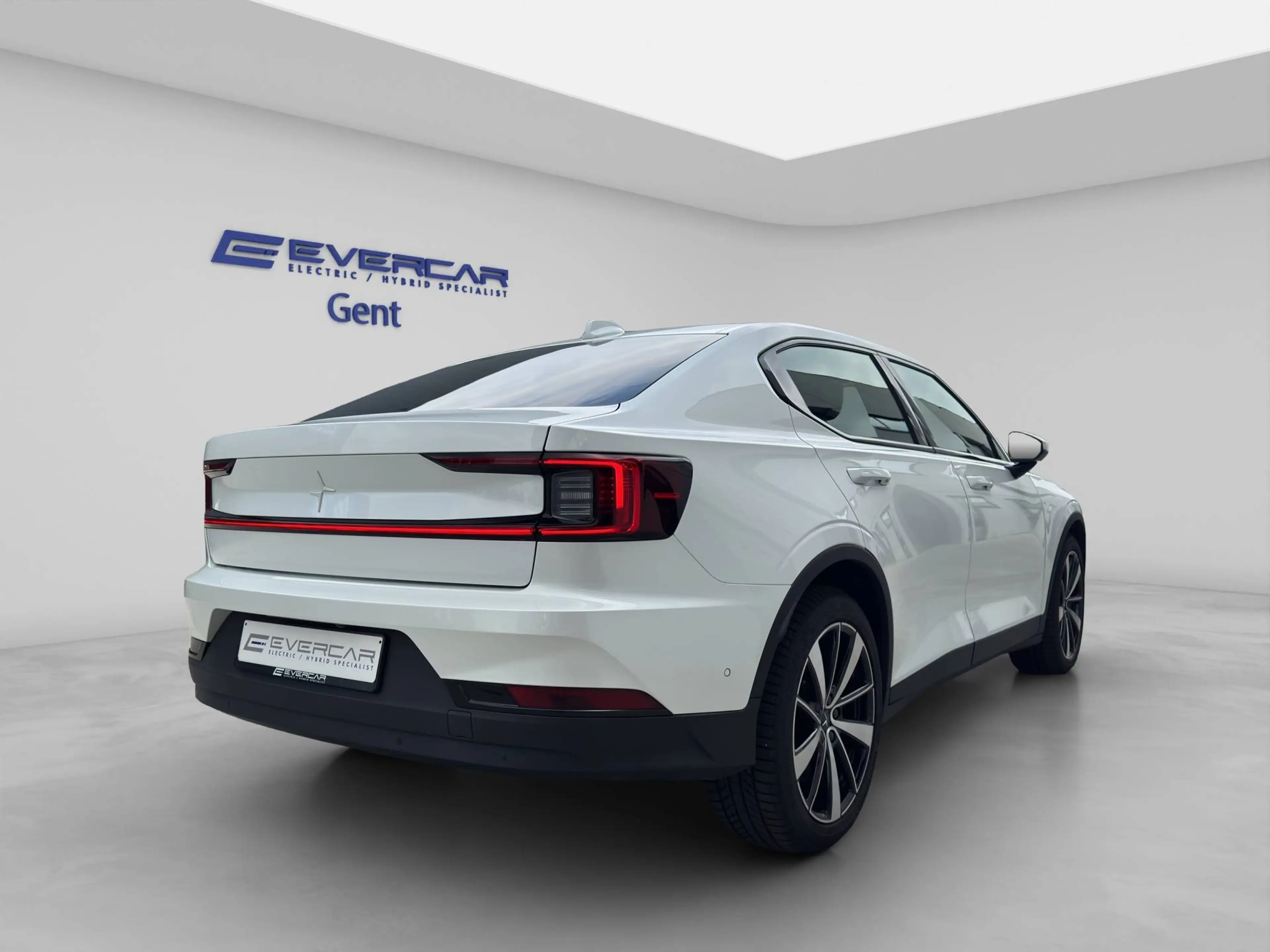 Polestar 2 Polestar 2 78 kWh AWD Plus Pilot **PANO*ACC*20"*TOWHOOK** — photo 5