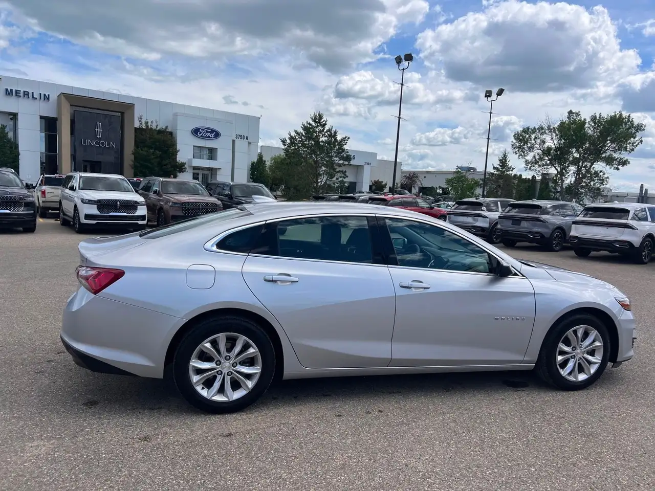 Chevrolet Malibu photo Chevrolet Malibu
