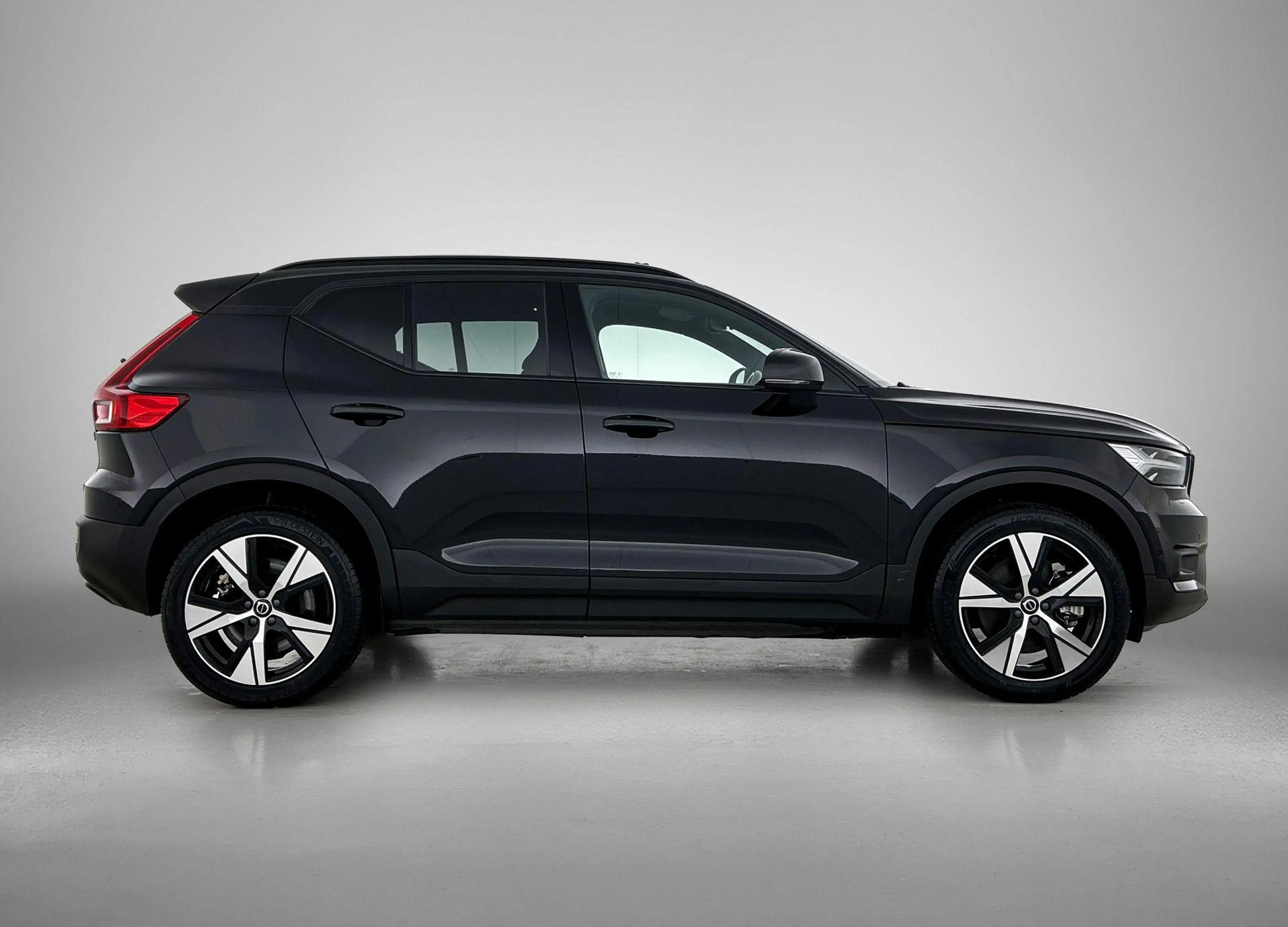 Volvo XC40 230pk Recharge Pro Automaat | 360 Camera | Navivag — photo 9