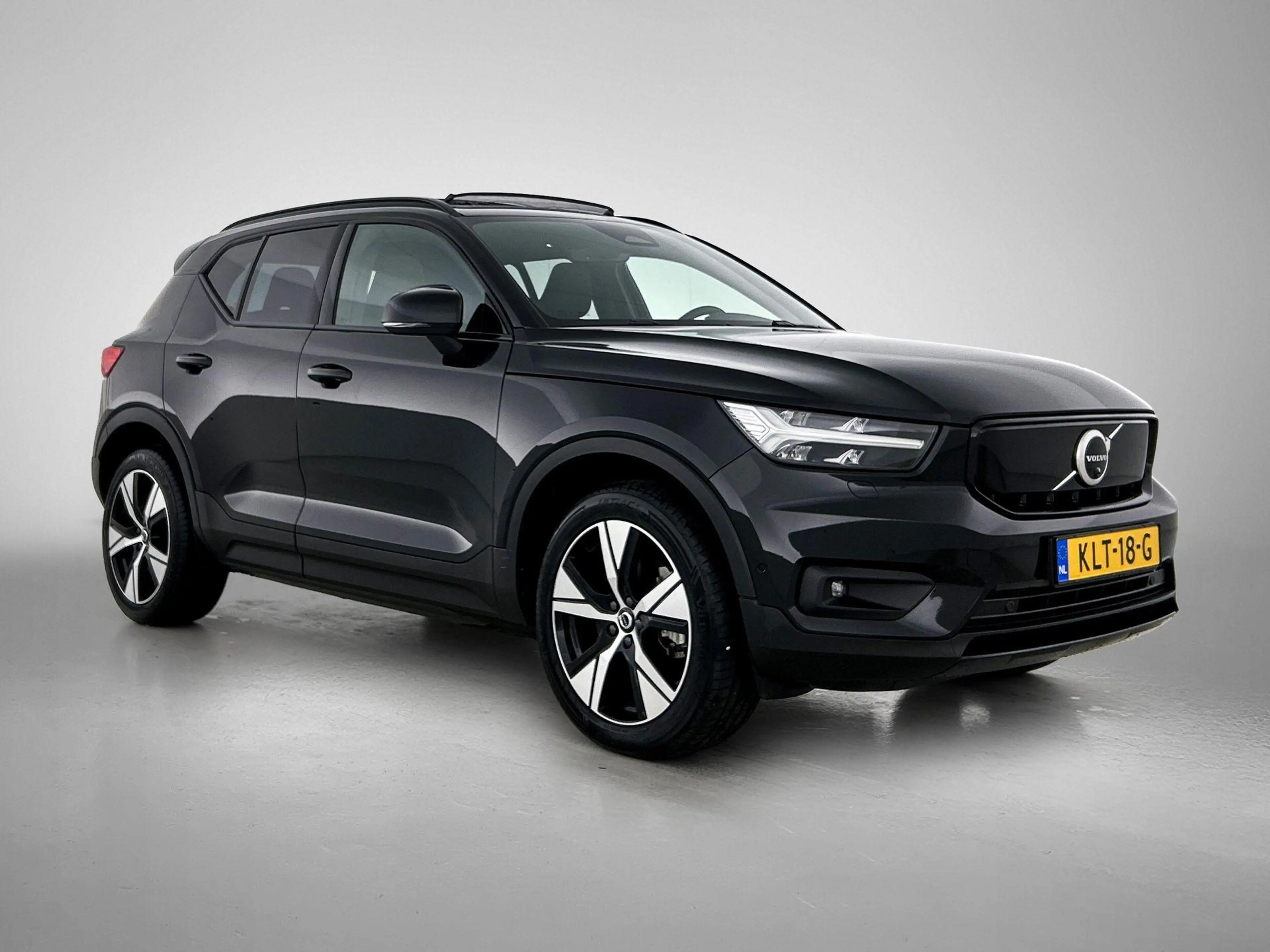 Volvo XC40 230pk Recharge Pro Automaat | 360 Camera | Navivag — photo 2