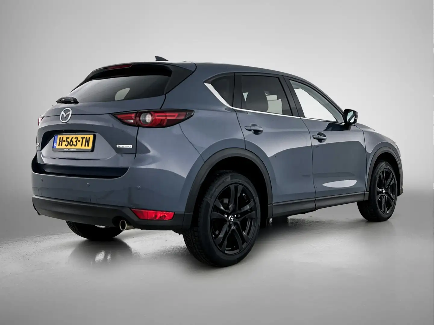 Mazda CX-5 2.0 SkyActiv-G 165 Luxury Grijs - 2