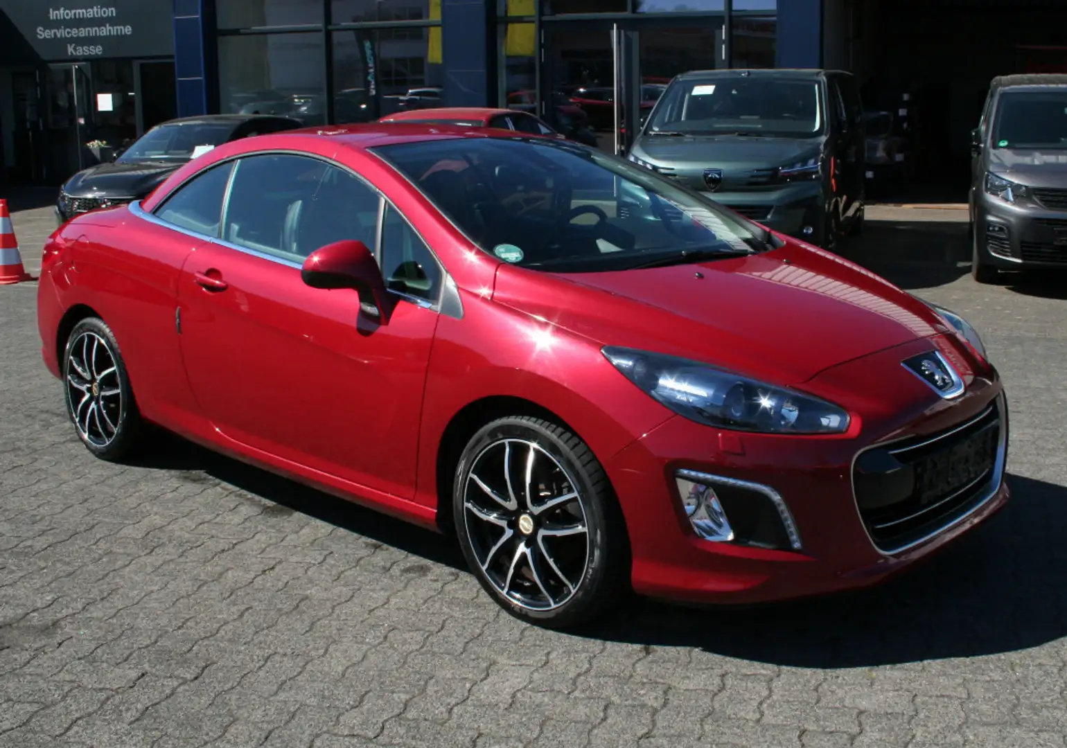 Peugeot 308 CC Allure, Bluethooth, Xenon, SHZ, Rot - 1