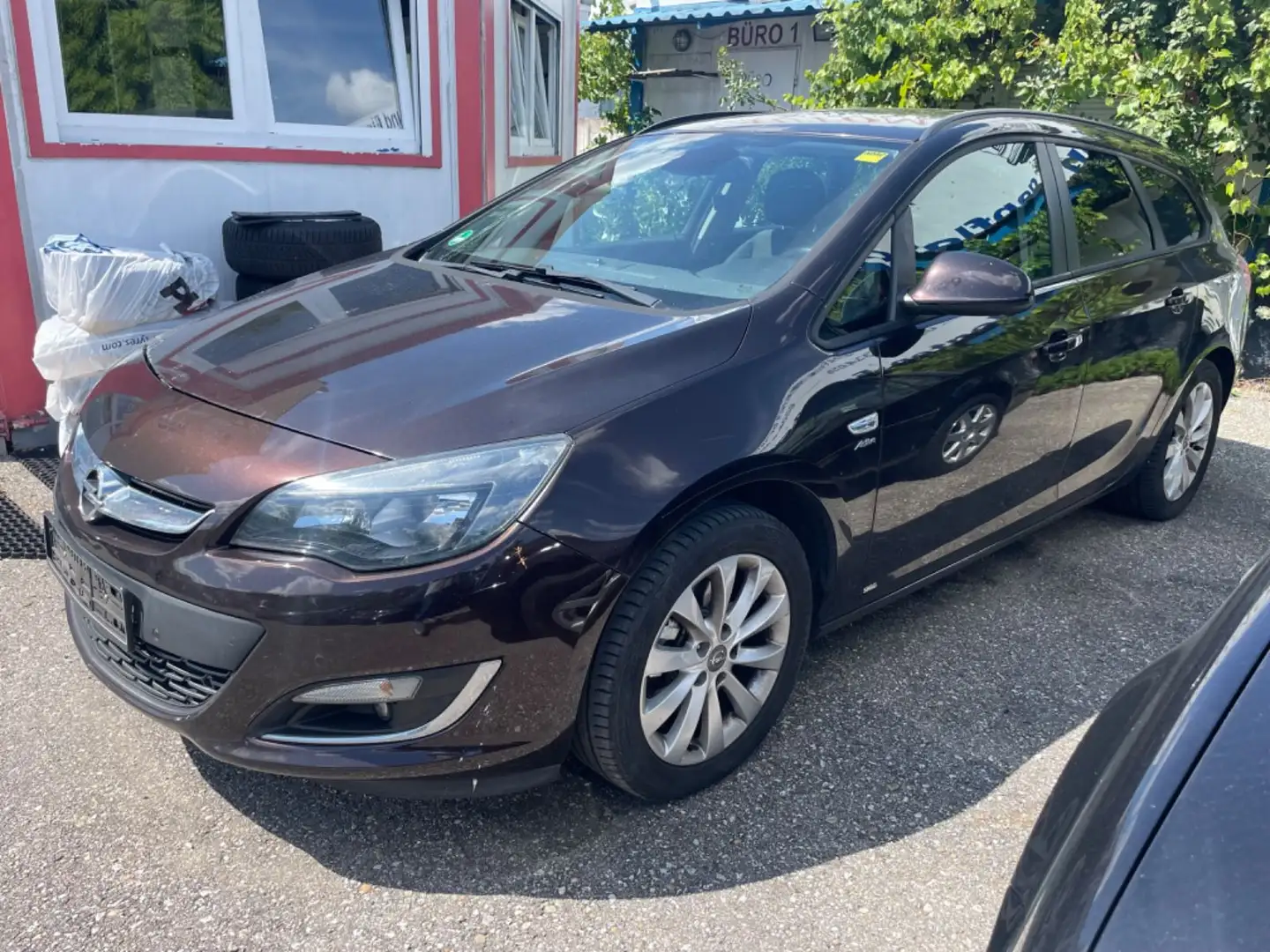 Opel Astra J Sports 2.0 CDTI Active ST 165PS / 2.HAND Marrone - 1