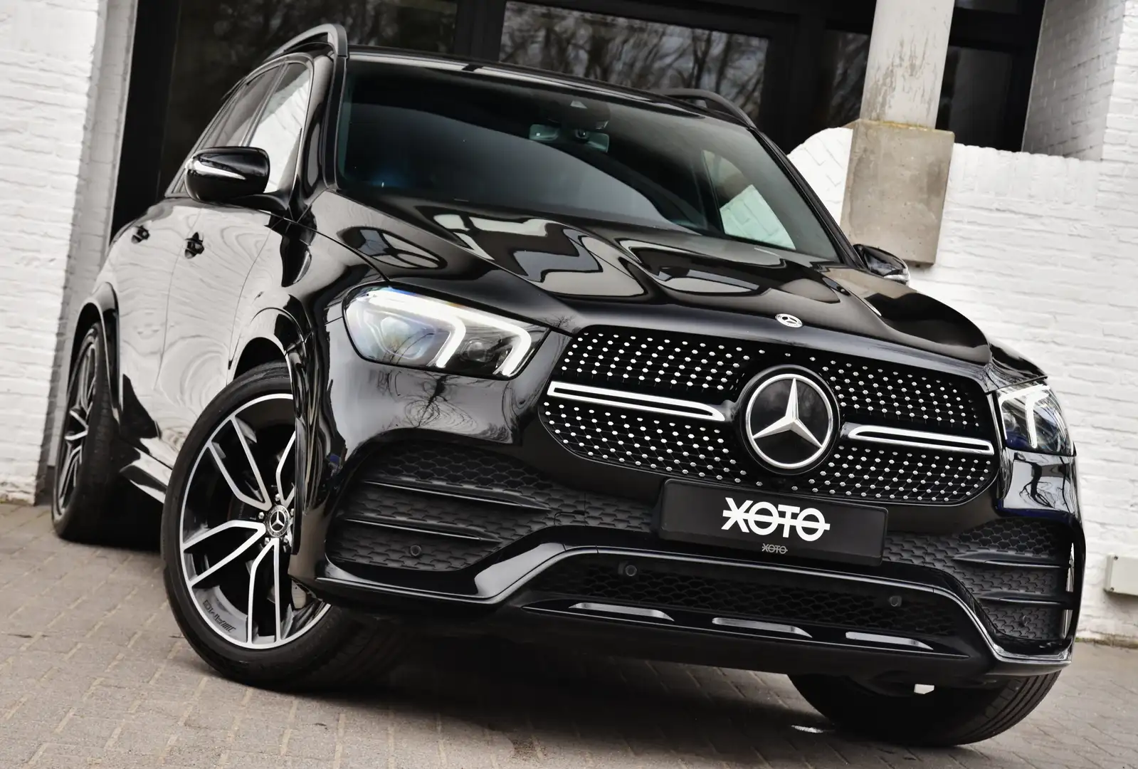 Mercedes-Benz GLE 450 4-MATIC AMG LINE ** TOP CONDITION / FULL BLACK *** Zwart - 2